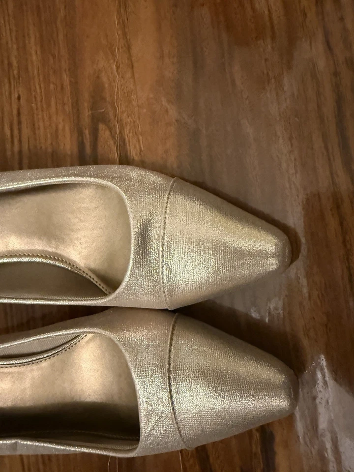 Life Stride в движении золото камео металлический платье женщин насосы 8,5 М LifeStride - Изображение 1 из 4