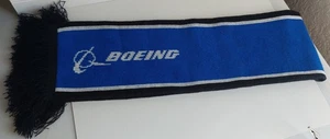 Boeing 787 Dreamliner Blue Knitted Scarf Aviation Souvenir Memorabilia - Picture 1 of 6