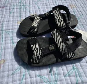 Sandalias Deportivas Zara Estampado Cebra Gancho y Lazo Talla 2.5 Niños EU34 NUEVAS CON ETIQUETAS - Imagen 1 de 4
