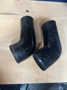 Codos Bravo Exhuast MerCruiser 5.0/5.7 1983-2002 OEM - Imagen 1 de 8