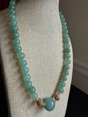 Collar indio aventurina verde artesanal con cuentas artesanales Foto 1 de 4