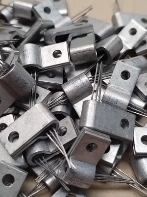 40 piezasTransistor 2SD261 Nec "Genuino - Image 1 of 3