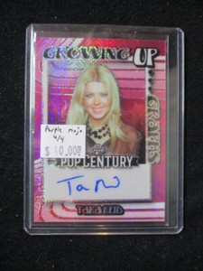 2023 Leaf Pop Century Growing Up Graphs #GUG-TR1 Tara Reid Purple MOJO 4/4
