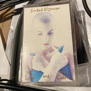 Sinead O'Connor The Lion and the Cobra 1987 Cassette - Picture 1 of 2