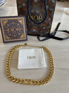 Dior Gold-Finish Metal 30 Montaigne Short Necklace Choker - Picture 1 of 7