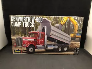 Camión de volteo Revell Kenworth W-900 escala 1:25 kit modelo plástico 12628 - Imagen 1 de 7