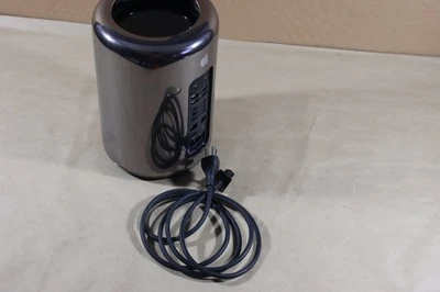 Apple Mac Pro Late 2013 Xeon 12-Core 2.7GHz 32GB RAM 256GB FirePro D500 - Image 1 of 4