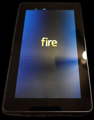 Amazon Fire 5th Gen tablet kindle e-reder SV98LN 8 GB wifi 7inch  - Image 1 of 4