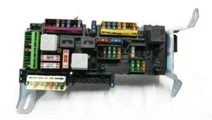 10-18 Mercedes W207 E400 CLS550 Rear SAM Fuse Box Relay Control 2129001406 OEM - Picture 1 of 9