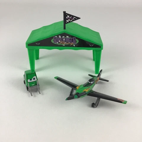 Disney Planes Ripslinger's Pitty RPX Racing Team Playset Kenny Doosan Figure Cover