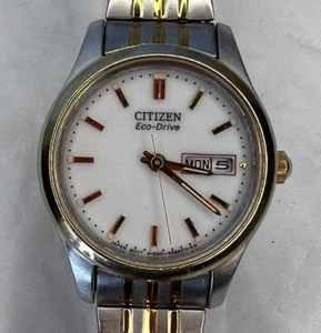 Citizen Eco Drive 25mm Two Tone Women's Watch W/Day/Date Metal Band E001-S056007 - Picture 1 of 12