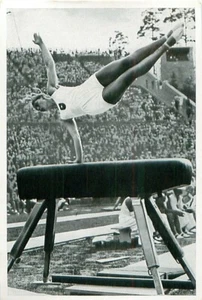 ANITA BÄRWIRTH SPRUNG TURNEN DEUTSCHLAND OLYMPIC GAMES BERLIN 1936 IMAGE CARD - Picture 1 of 2