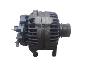 Renault Megane Alternator 1.5 Diesel 6 Speed Manual 2007 K9K732 8200390676  - Image 1 of 4
