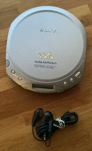 SONY WALKMAN D-E330 TRAGBARER COMPACT DISC PLAYER MIT KOPFHÖRERN HERVORRAGENDER ZUSTAND - Bild 1 von 3