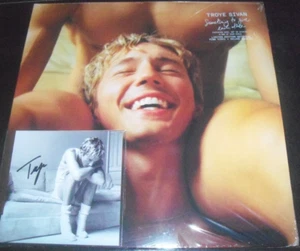 Troye Sivan – Something To Give Each Other Pink Vinyl LP with Signed Card - NEW - Picture 1 of 3