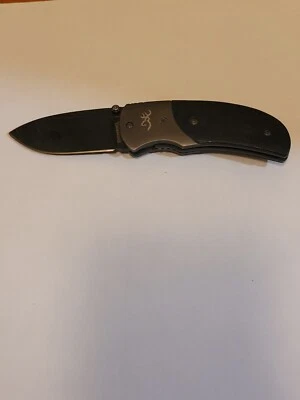 Navaja de Bolsillo Plegable Browning Modelo 864 con Clip - Usada - Rasguños Menores en la Hoja Foto 1 de 4