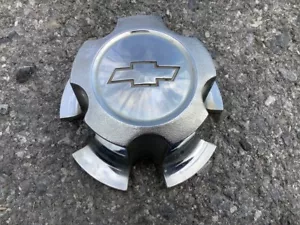 70-81 Chevy Camaro Nova Chevelle OEM 14" Metal RALLY WHEEL CENTER CAP 3984554 - Picture 1 of 4