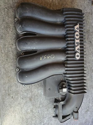 Volvo S40 2004-2011 colector de admisión 5 cilindros 30646518 usado fabricante de equipos originales Foto 1 de 4