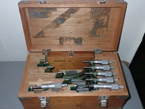 Juego de micrómetros exteriores Mitutoyo 103-904A con 5 estándares - Imagen 1 de 19