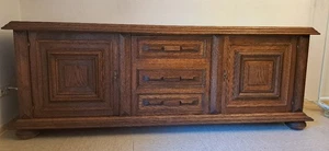 Sideboard Anrichte, Antik, Eiche massiv, re. u. li. Türen, Mitte 3 Schubladen - Bild 1 von 12