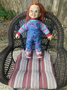 Spencer’s Gifts Good Guys Chucky Puppe | Narbenstiche Overall - Bild 1 von 18