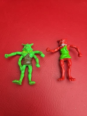 Lote de 2 figuras de acción Arco Bend Em 1982 The Other World Foto 1 de 4