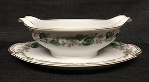 Jyoto Regalia Gravy Boat -Made In Occupied Japan - Picture 1 of 3