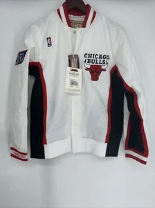 NEW Authentic Mitchell & Ness NBA Chicago Bulls '96 -97 Warm-up Jacket. Small - Picture 1 of 12