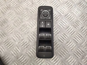 LEXUS RX L2 450h Front Right Door Window Switch 8404048220 - Picture 1 of 5