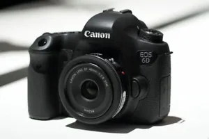 MINT Canon EOS 6D Digital SLR Camera 20.2 MP With 40mm STM Lens 5347644 - Picture 1 of 11