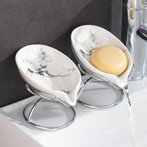 Leaf-Shaped Soap Dish – Ceramic Soap Bar Holder with Self-Drainage System – B... - Picture 1 of 6
