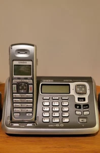 Uniden® DECT2085 Series Cordless Phone Answering System with 1 Handset - Zdjęcie 1 z 1