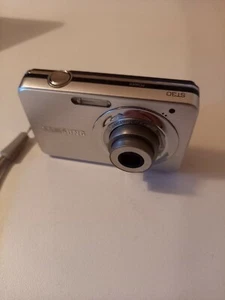 Appareil photo SAMSUNG ST30 SILVER - Photo 1/3