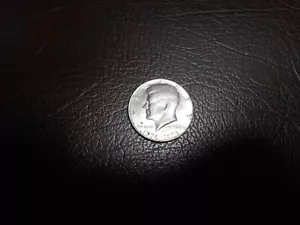 1776-1976 BICENTENNIAL Clad Kennedy Half Dollar - Picture 1 of 2