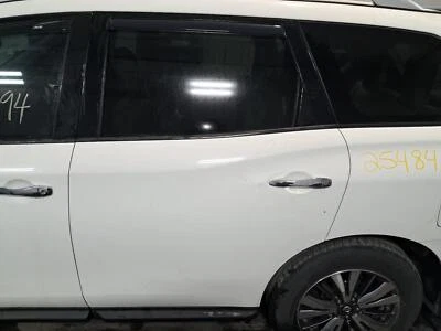 Conjunto de puerta trasera izquierda usado lado trasero se adapta a: Nissan Pathfinder 2017 eléctrico sin Foto 1 de 4