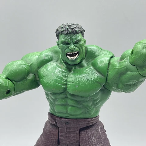2003 Universal The Incredible Hulk Figure With Smash Action Cover