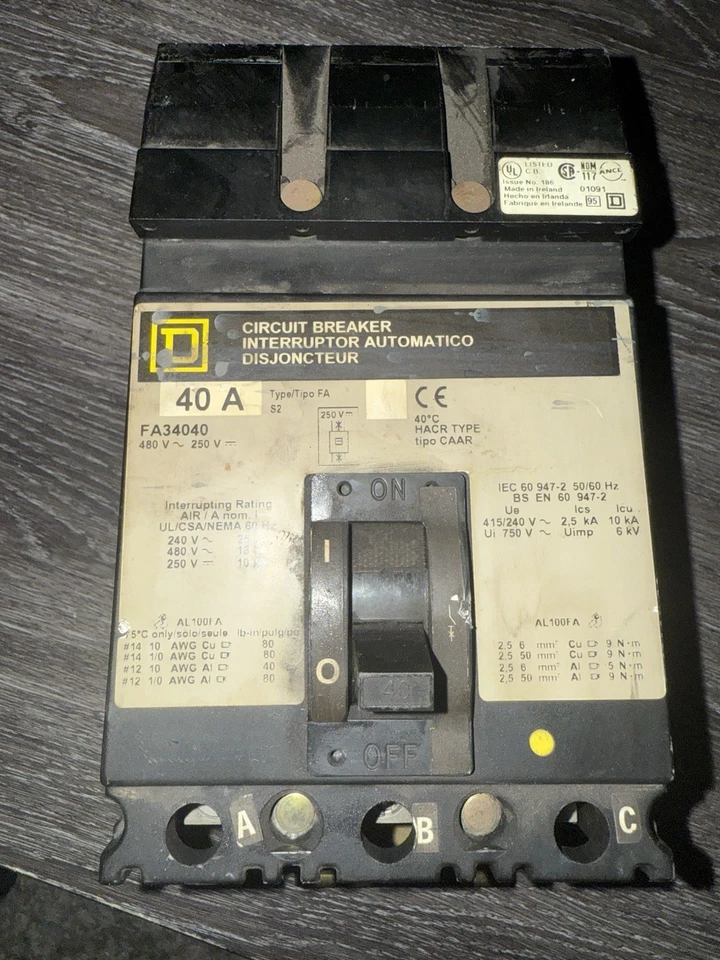 Square D FA34040 Circuit Breaker | 480V 40A 3 Pole - Image 1 of 1