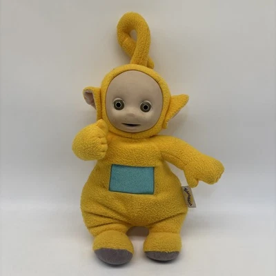 "Muñeco de peluche amarillo Laa Laa 1998 Teletubbies 13"" Playskool coleccionable probado!" Foto 1 de 4