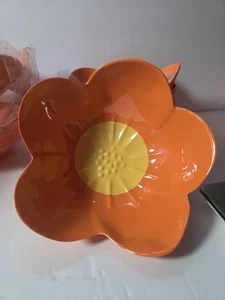 Target Room Essentials Flower Shaped Melamine Bowls (Set of 12 - No BPA) Orange - Picture 1 of 3