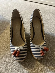 Size 5 Blue And White Wedge Heel Shoes - River Island - Blue And White Stripe - Picture 1 of 3