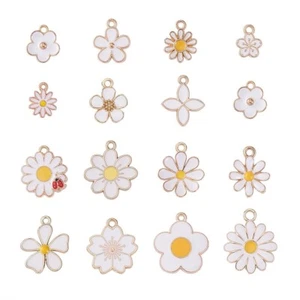 15 Mixed Design White Daisy Chrysanthemum Flower Shaped Gold Tone Pendant Charms - Picture 1 of 2