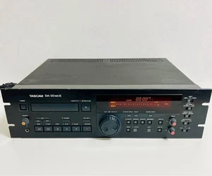 Junk As Is TASCAM DA-30 DAT Recorder - Pro Digital Audio Tape Deck - Bild 1 von 10