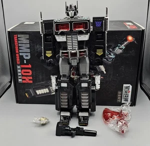 Deformable Robot Oversized O.P Commander MMP-10H Nemesis Black Convoy Prime - Picture 1 of 13