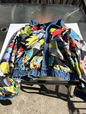 Jaqueta jeans unissex reversível Nickelodeon somente membros desenho animado. Tamanho G - Imagem 1 de 4
