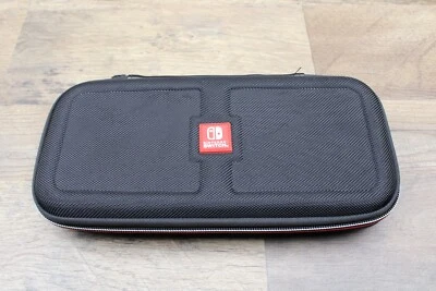 Nintendo Switch Game Traveler Soporte de Viaje Estuche de Transporte Negro + Se Adapta a OLED Lite Foto 1 de 4