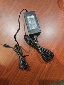 ADAPTADOR DE CORRIENTE EPS-3 CYUS50-120300 25-2100L6 100-120V 60HZ 1.5A 12V 3A NUEVO - Imagen 1 de 1