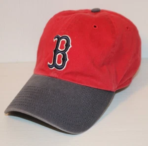 THE FRANCHISE Perfect Fit Boston Red Sox Ball Cap Cappello Rosso con Tesa Blu, Medium - Foto 1 di 10