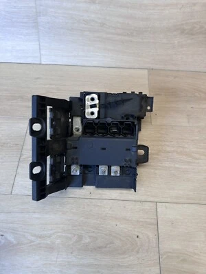 BMW M5 G30 540 550 740 750 2016-2019 caja de distribución de batería trasera 6802943🔷 Foto 1 de 4