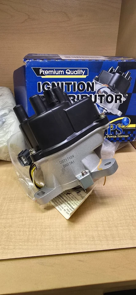 Distributor WAI DST17424 fits 98-02 Honda Accord 2.3L-L4 - Image 1 of 1