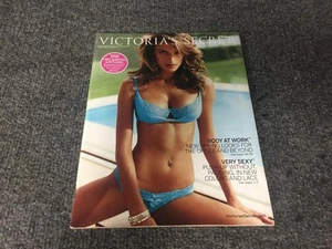 Victoria's Secret Spring 2005 Catalog - Gisele Alessandra Adrian - Picture 1 of 3
